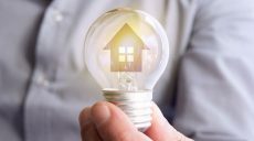 Jakie są sposoby na oszczędzanie energii dzięki inteligentnemu oświetleniu domu?