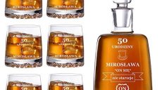 Grawerowany zestaw do whisky - czy nadaje się na prezent?
