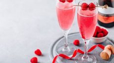 Przepis na najlepszy włoski drink z Prosecco: 5 przepisów na drinki z Aperolem