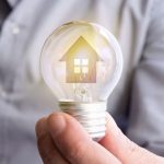 Jakie są sposoby na oszczędzanie energii dzięki inteligentnemu oświetleniu domu?