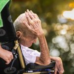 Wsparcie dla osób starszych – profesjonalna opieka